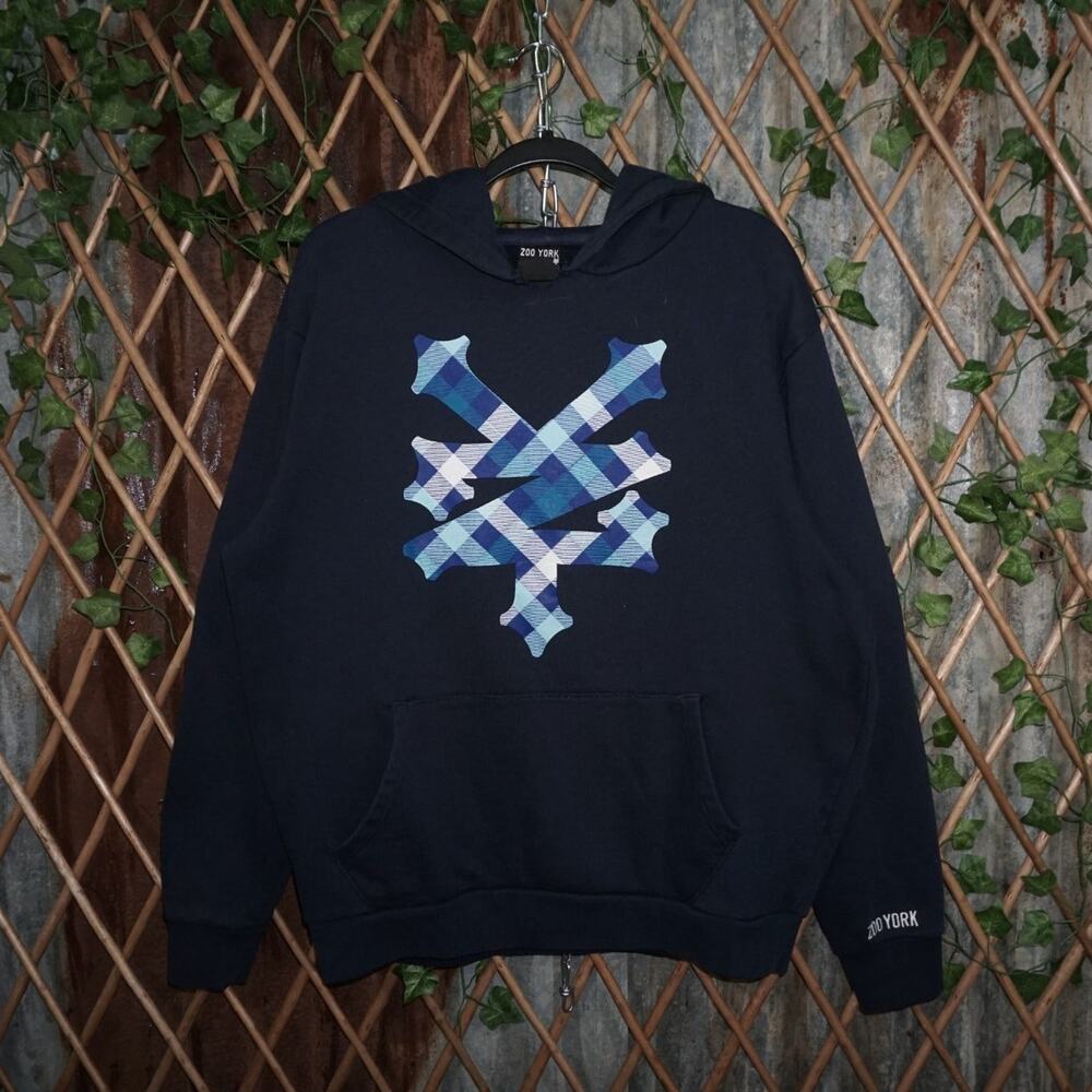 XL - Vintage Y2K Zoo York Hoodies description zoo york zy